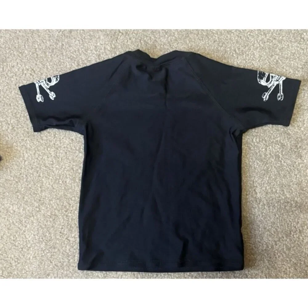 Ron Jon Kids Black Rash Guard Size 4 with Skulls on Sleeves